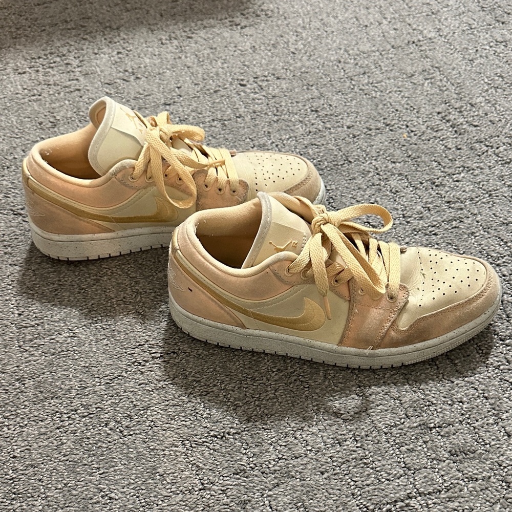 Nike Tan and Gold Sneakers